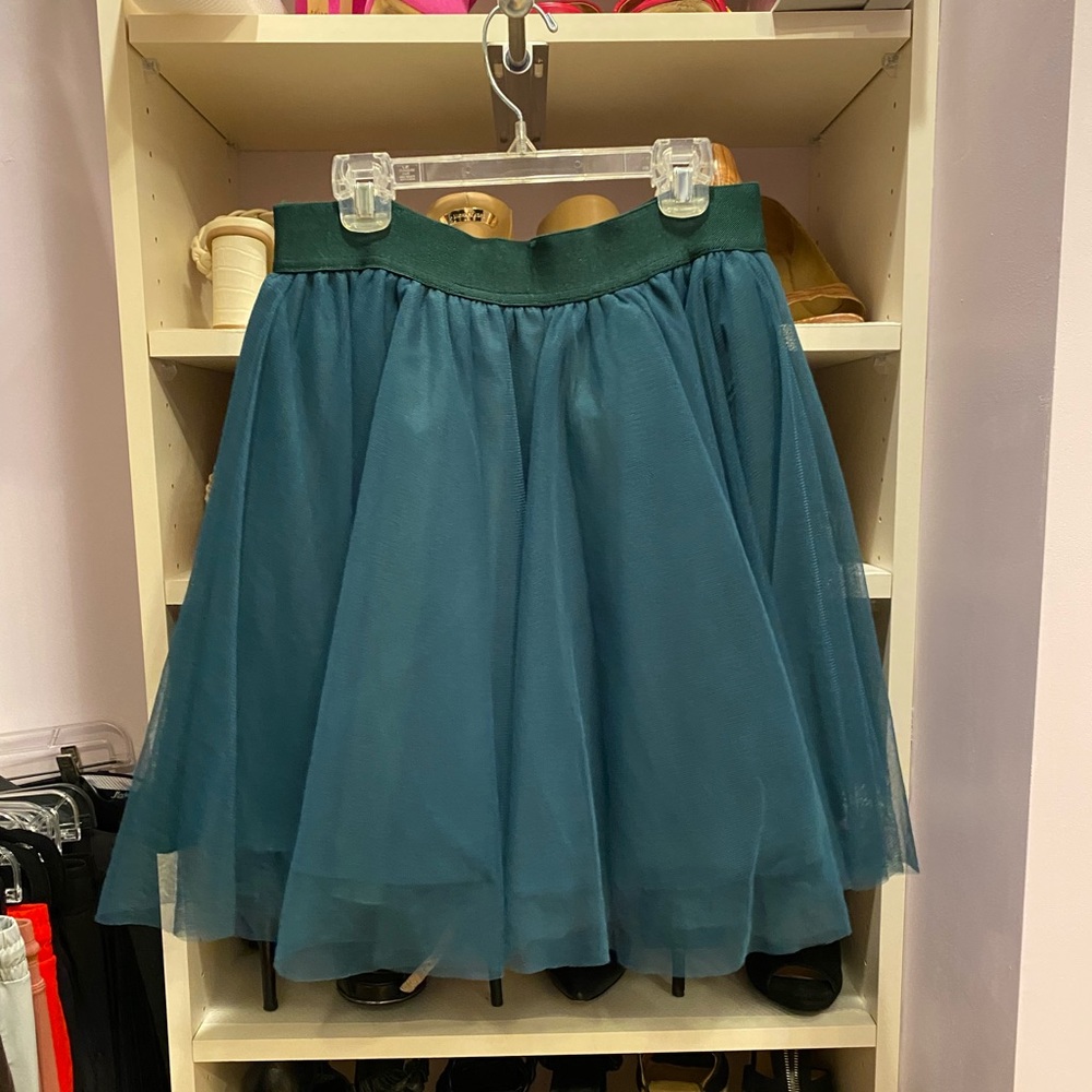 Dark green TUTU!